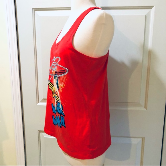 Wonder Woman Active Wear Racerback 95% Cotton DC Comics Original Red Tee Sz XL - Picture 4 of 9